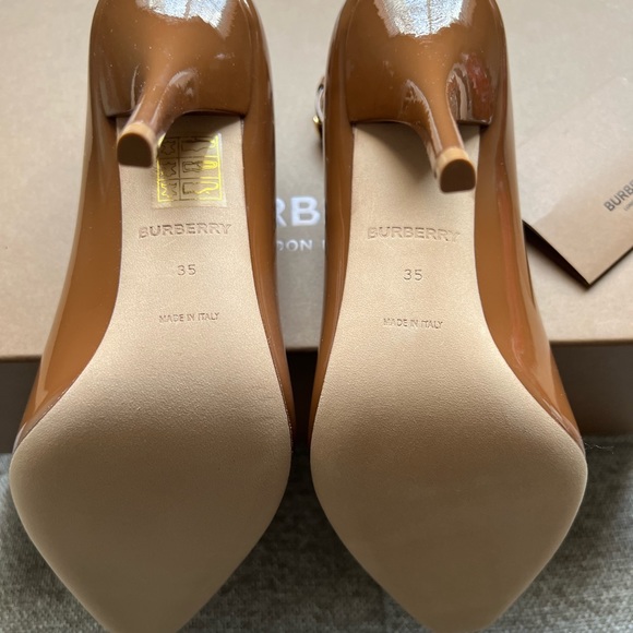 Burberry Triple Stud Patent Leather Point-toe Pumps - Picture 2 of 3